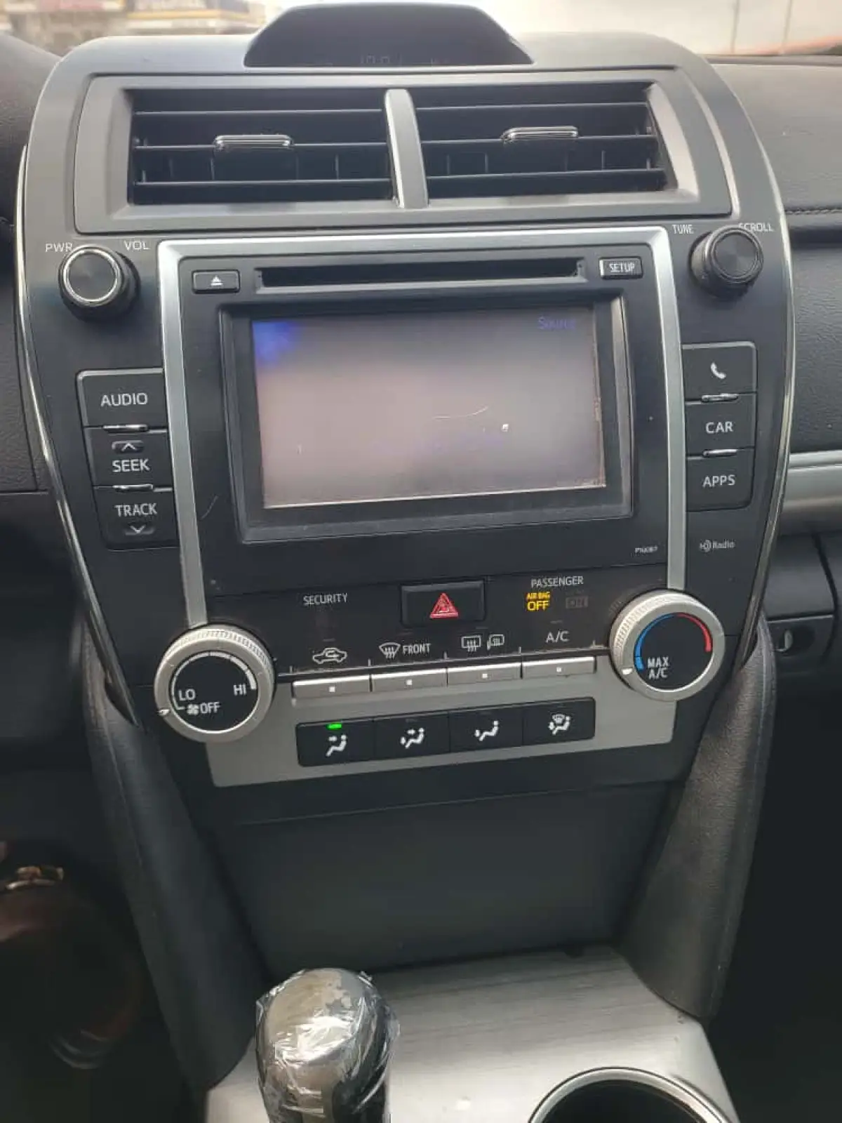 Toyota Camry 2013 - Image 10