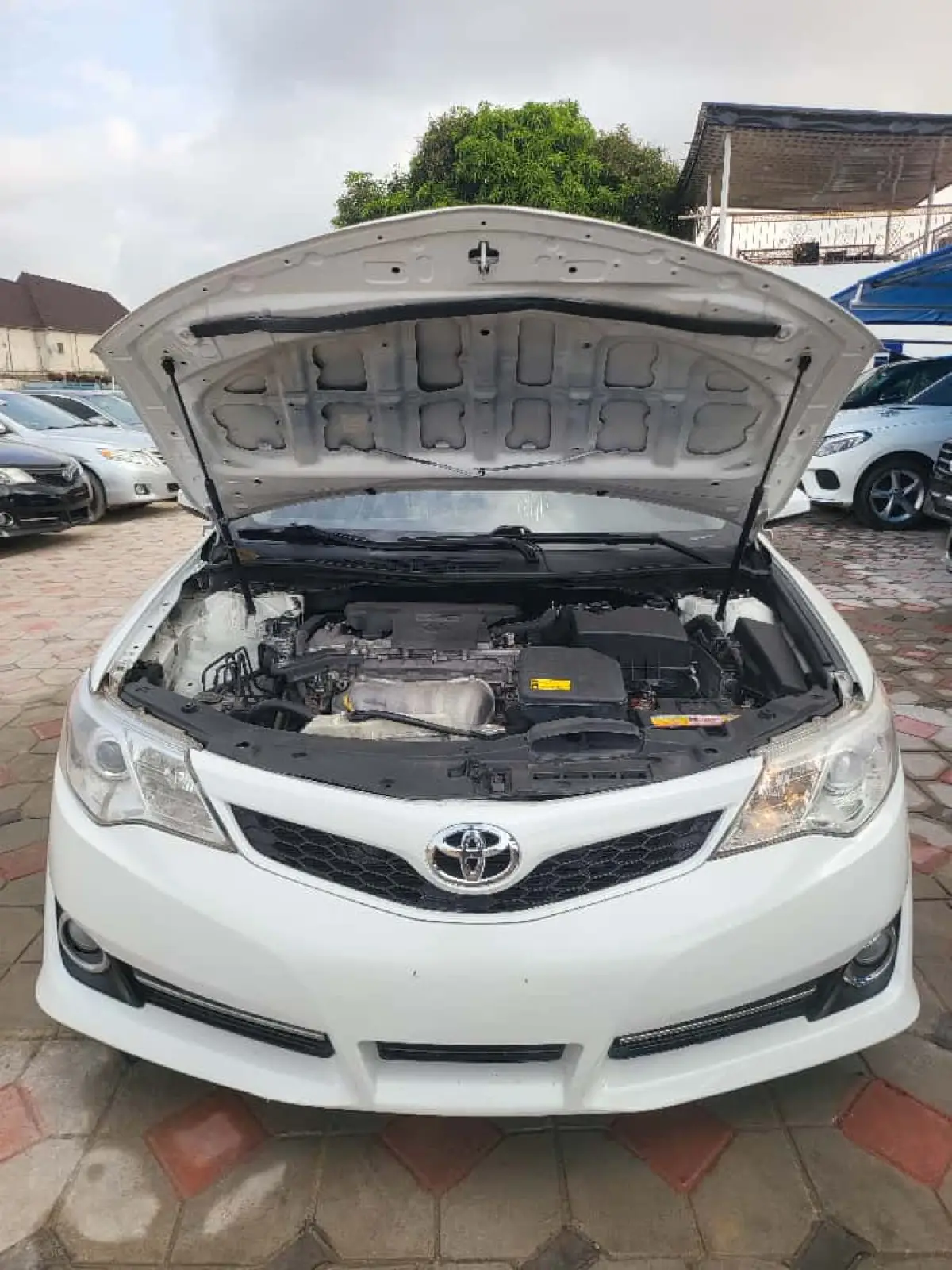 Toyota Camry 2013 - Image 11