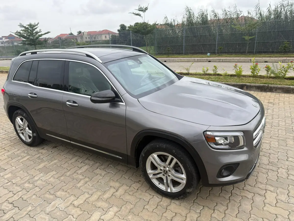 Mercedes Benz GLB 250 4Matic - Image 3