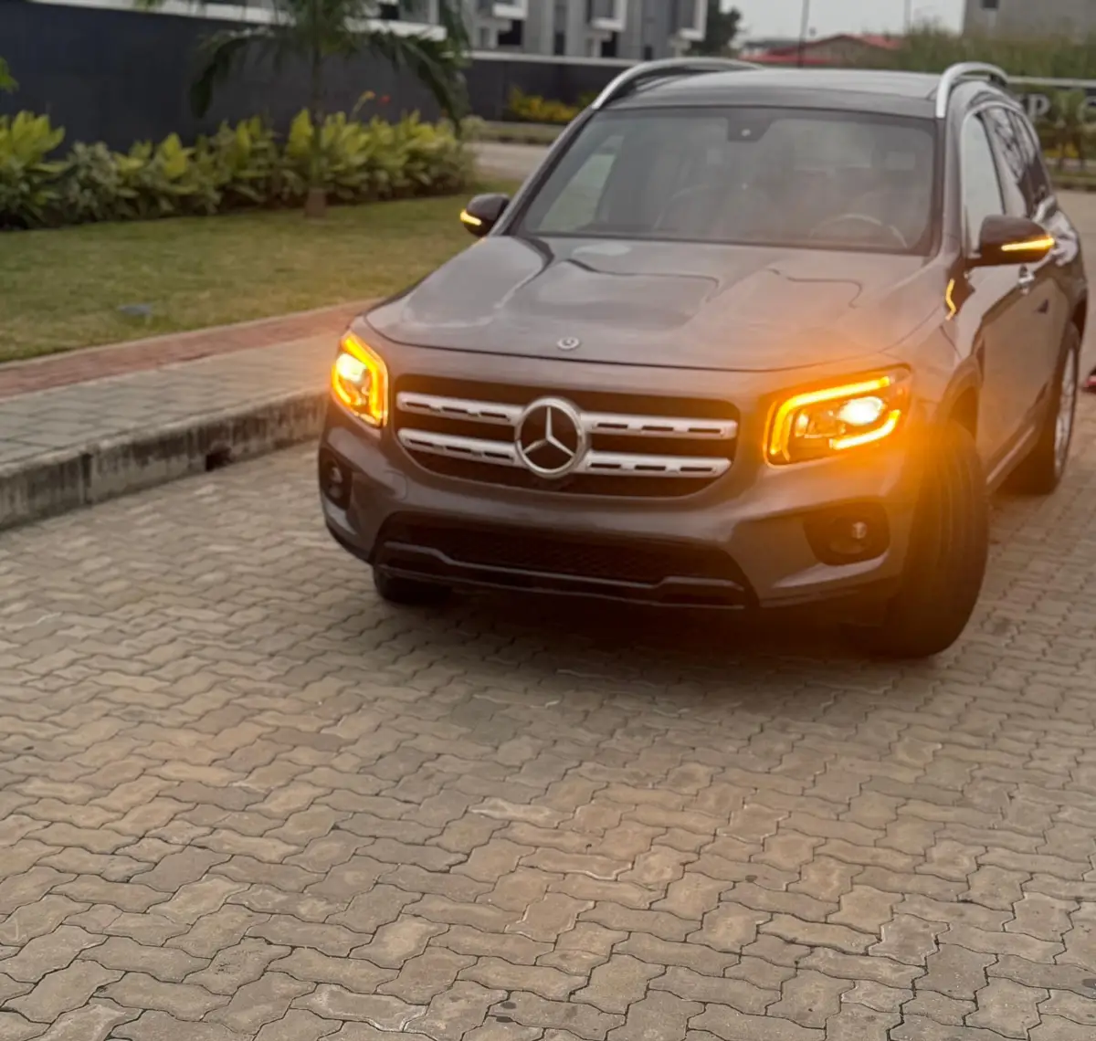 Mercedes Benz GLB 250 4Matic - Image 8