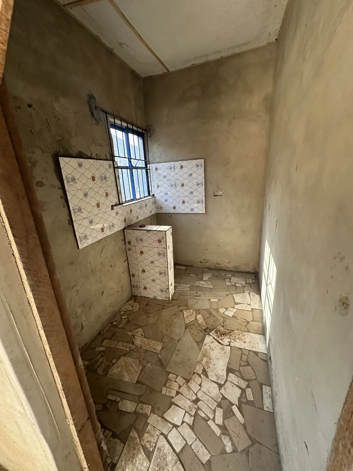 HOSTEL FOR SALE - Image 7