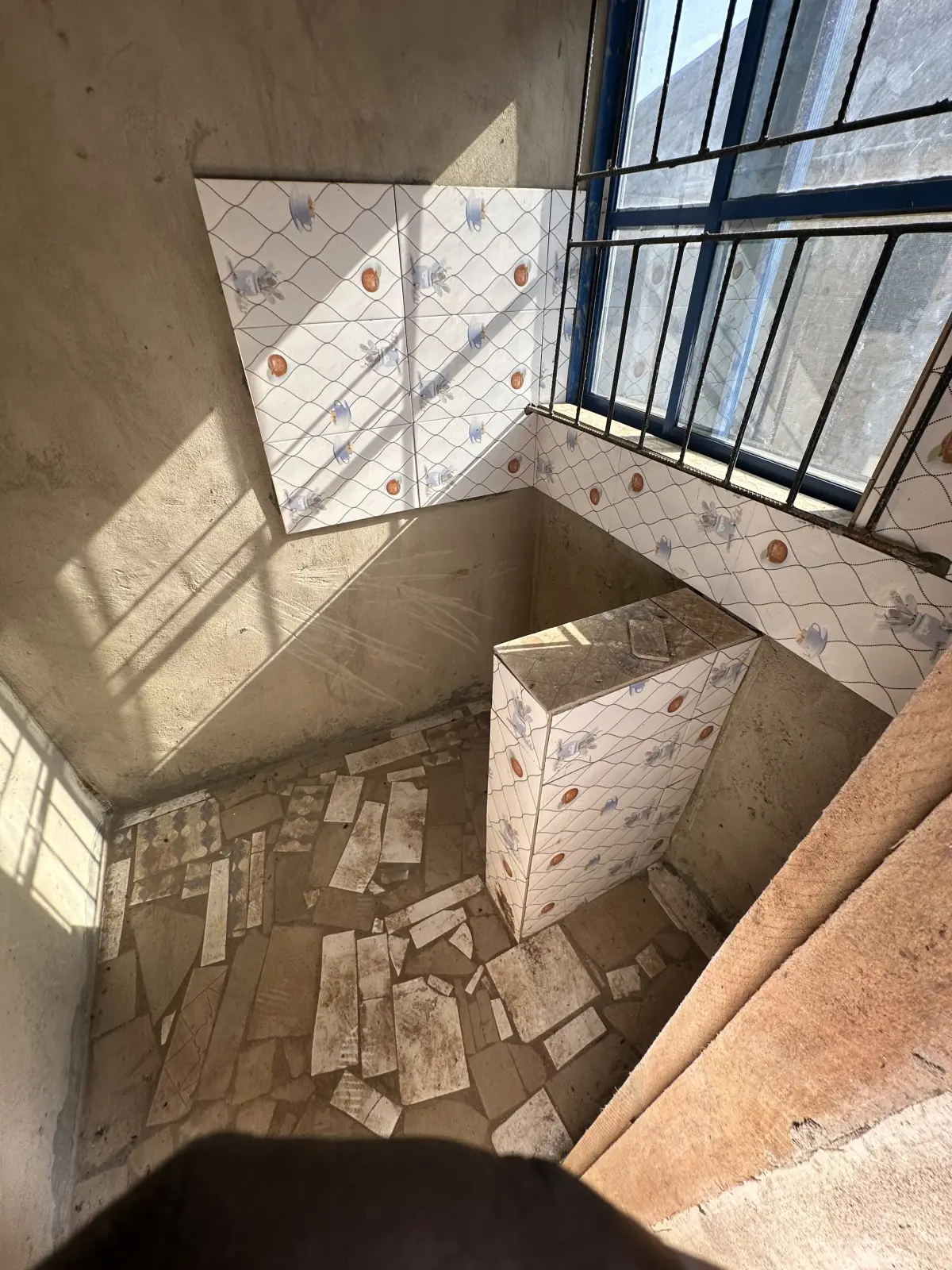 HOSTEL FOR SALE - Image 8