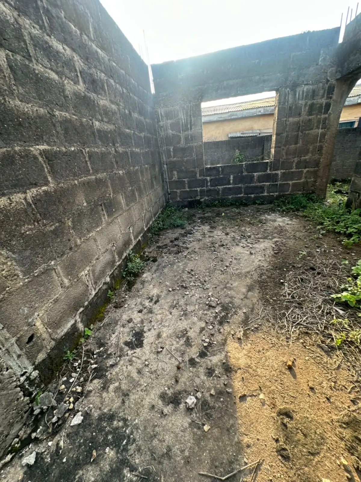 2 Nos of Uncompleted 3 Bedroom Flat on Decking Level at Ipaja Lagos, N50m - Image 11