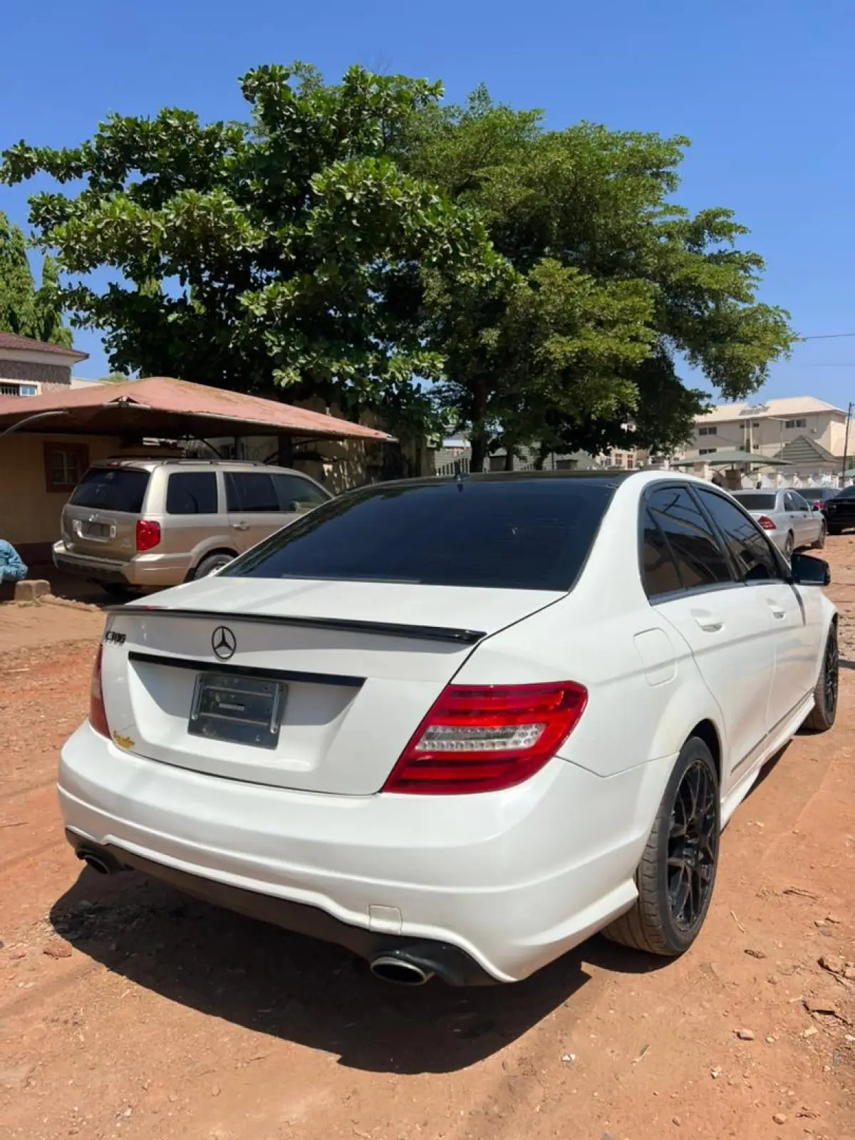 2012 MERCEDES BENZ C300 FOR SALE - Image 7