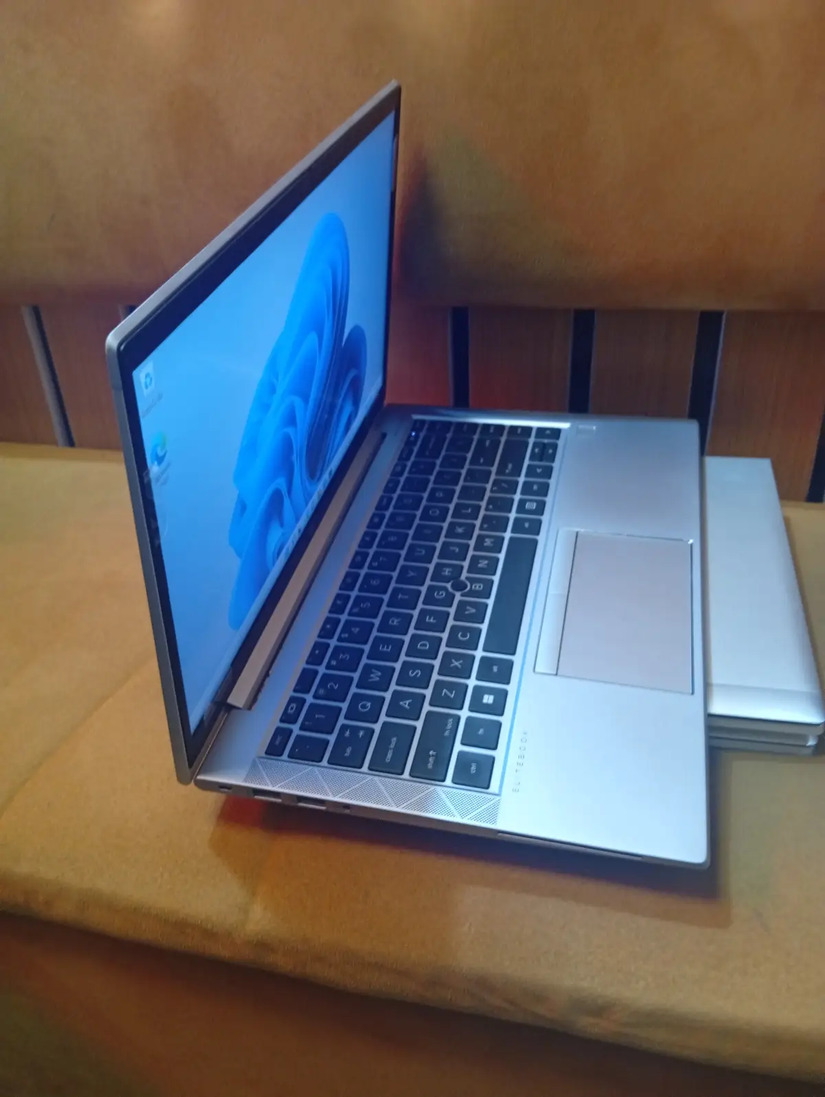 Hp Elitebook 840 G7 - Image 3
