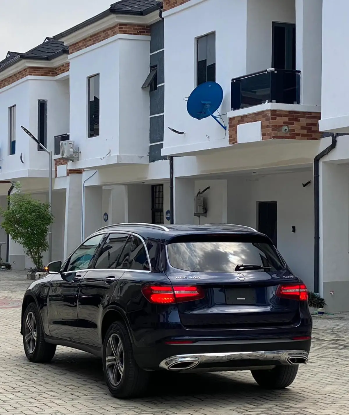2019 GLC 300 FULLEST OPTION - Image 9