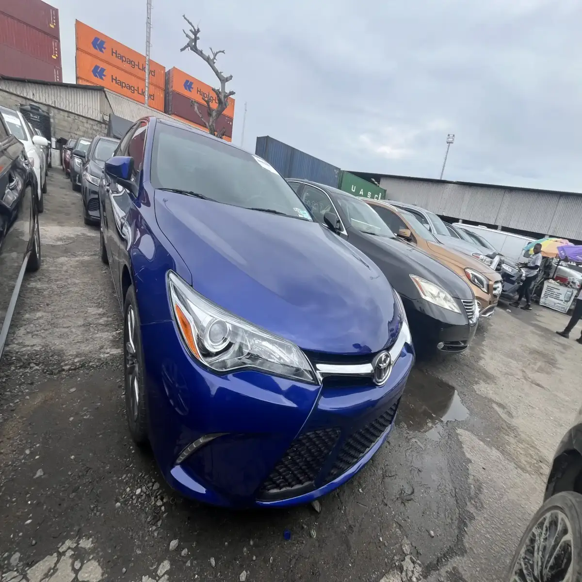 Foreign Used 2017 Toyota camry - Image 3