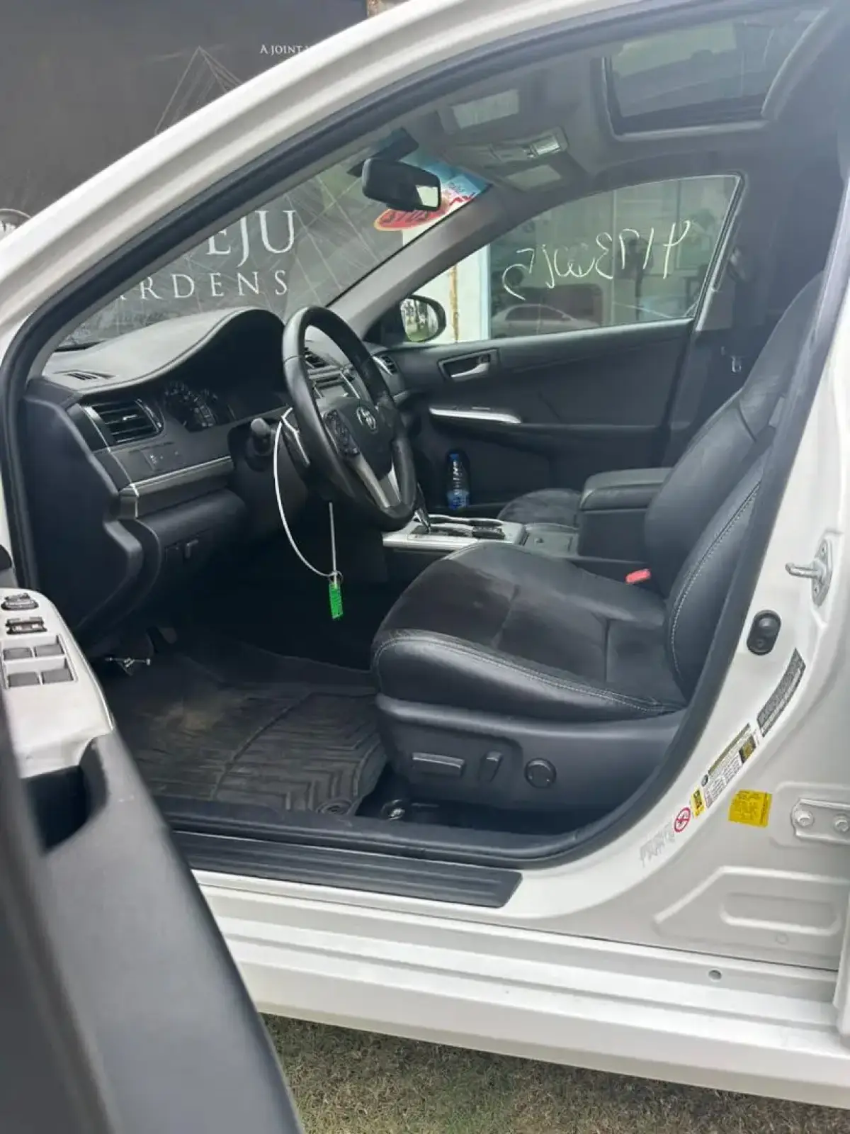 Toyota Camry - Image 3