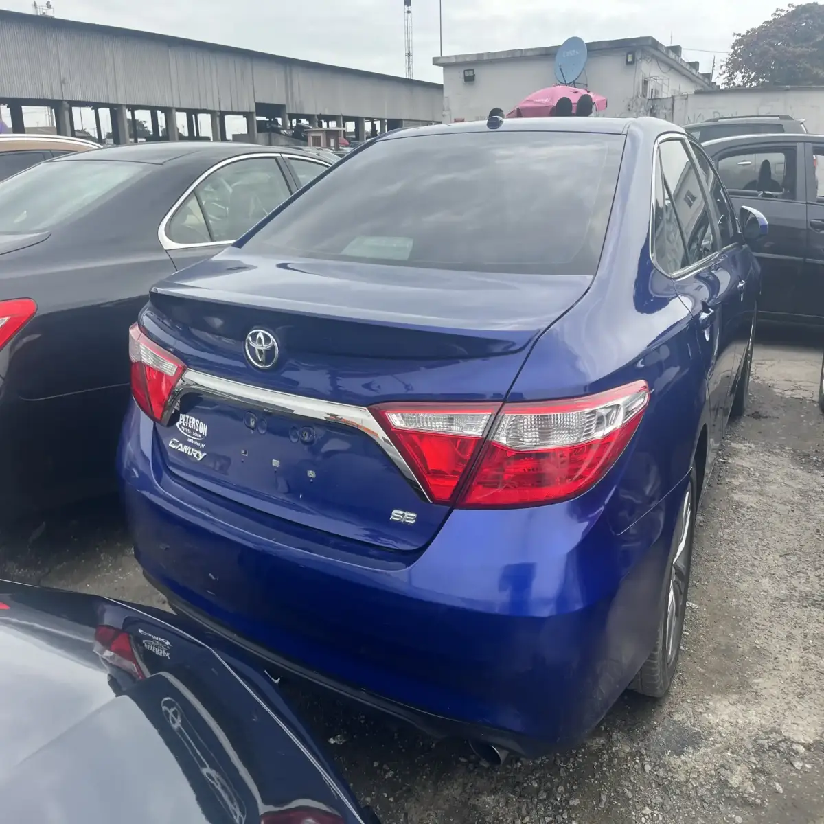 Foreign Used 2017 Toyota camry - Image 8