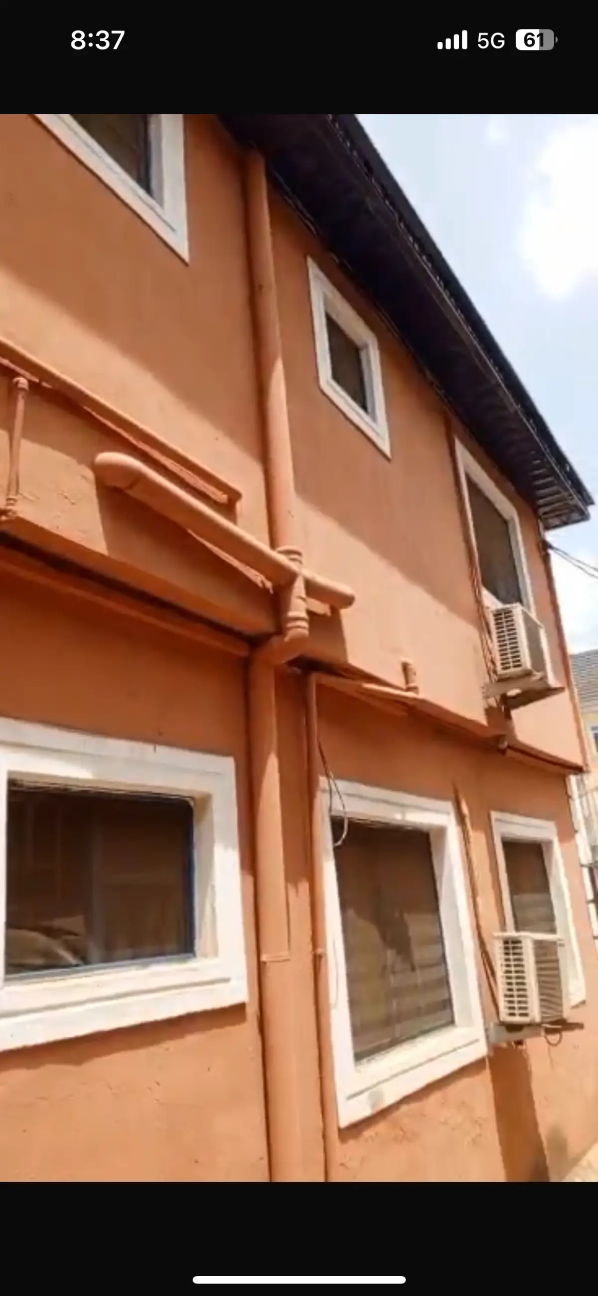6 BEDROOM DUPLEX WITH 2 NOS OF 3 BEDROOM FLAT AT COLLEGE IGANDO LAGOS 125m - Image 10