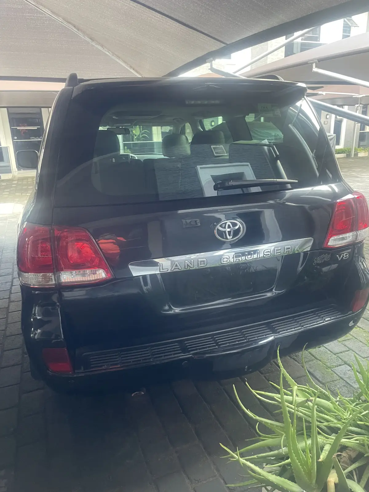 Toyota Land Cruiser 2008 25 million Mileage 90,000 - Image 4