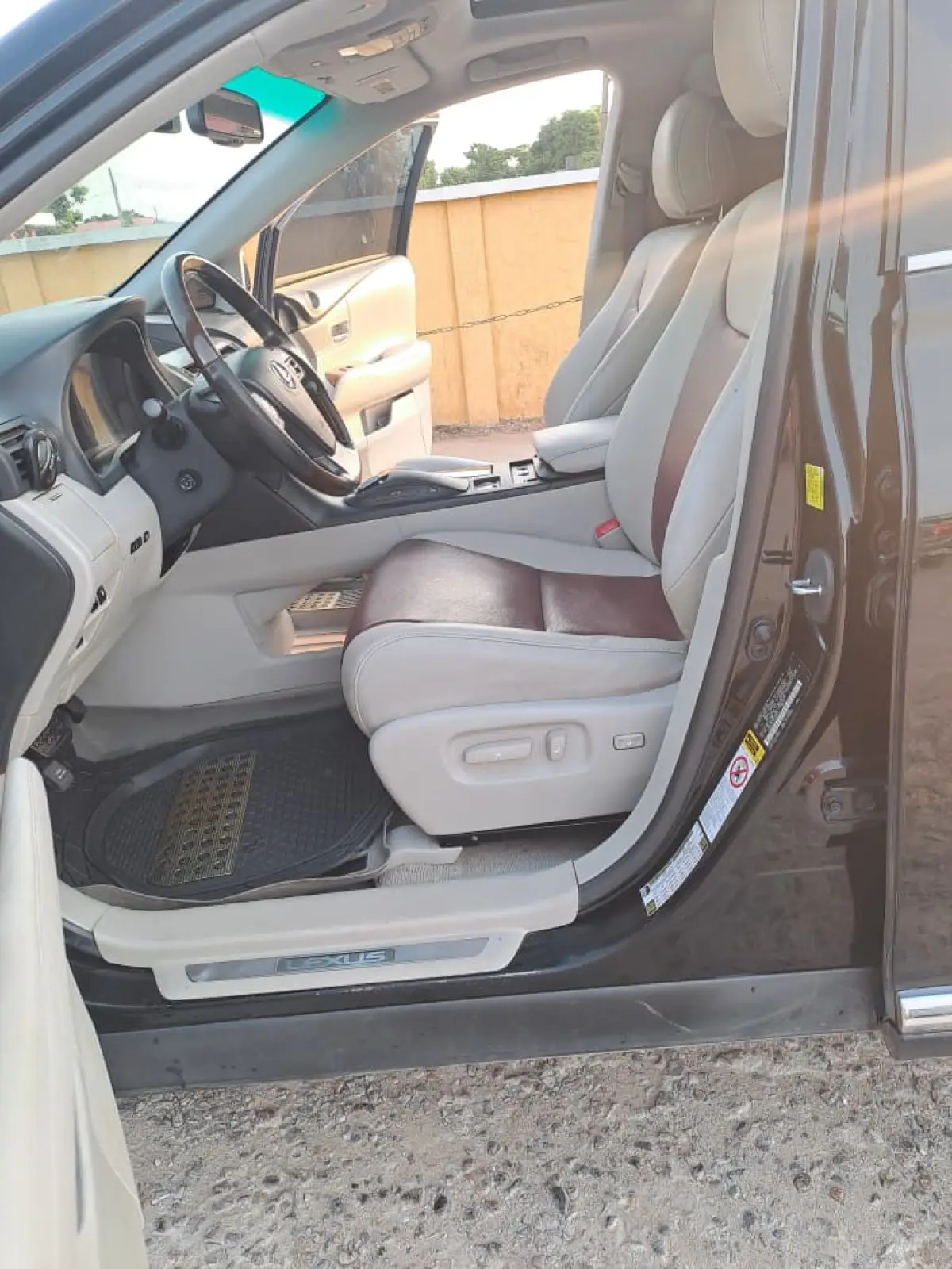 2010 RX350 - Image 8