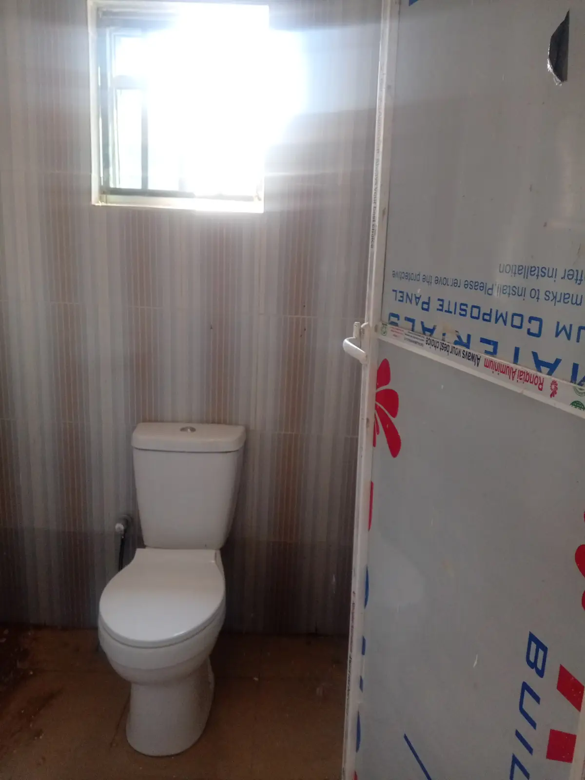 Nice, big newly built 1 bedroom flat in Ushafa - Image 11