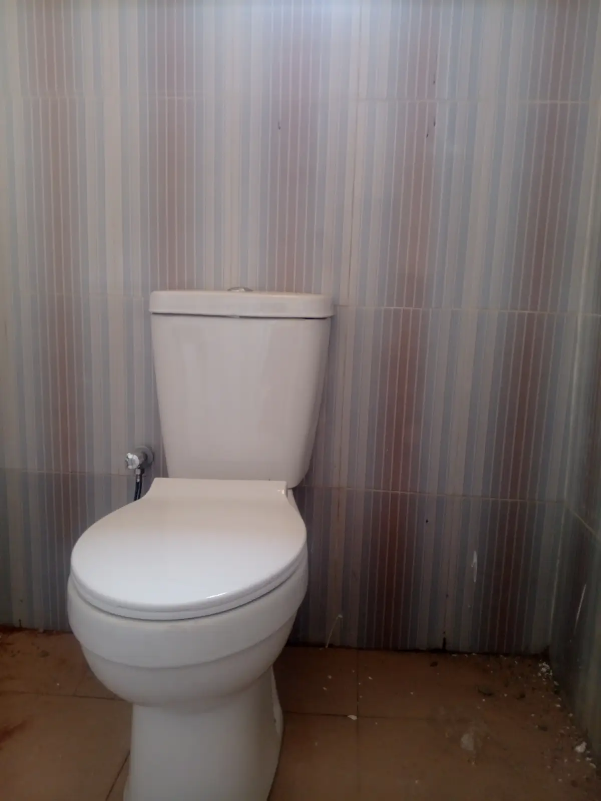 Nice, big newly built 1 bedroom flat in Ushafa - Image 12