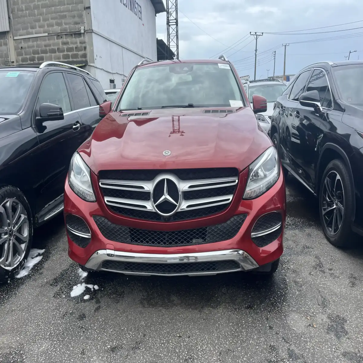 Foreign Used 2019 Mercedes Benz Gle350 - Image 2