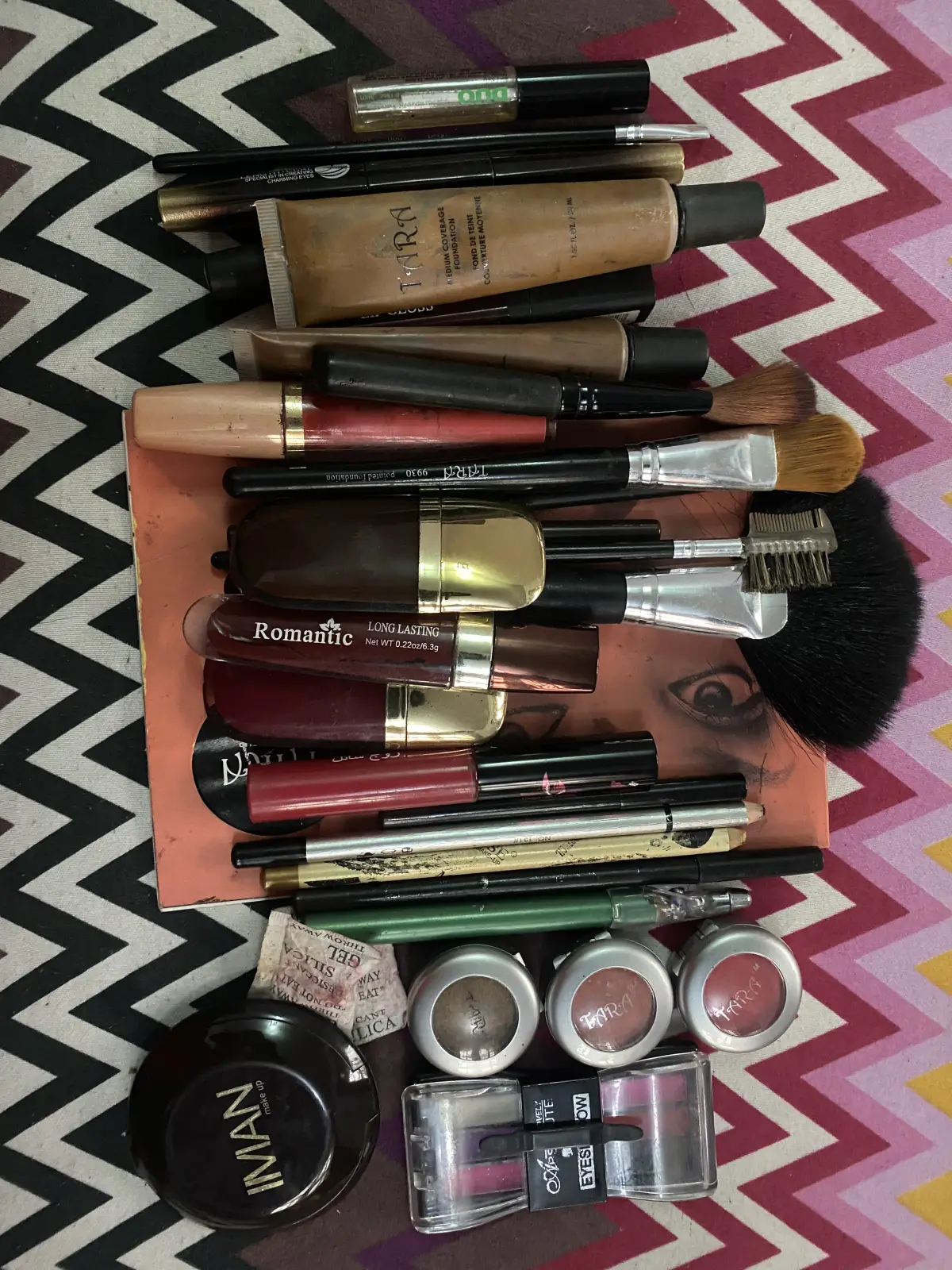 Fairly Used Professional Makeup Box with Leather Brush Bag - Image 6