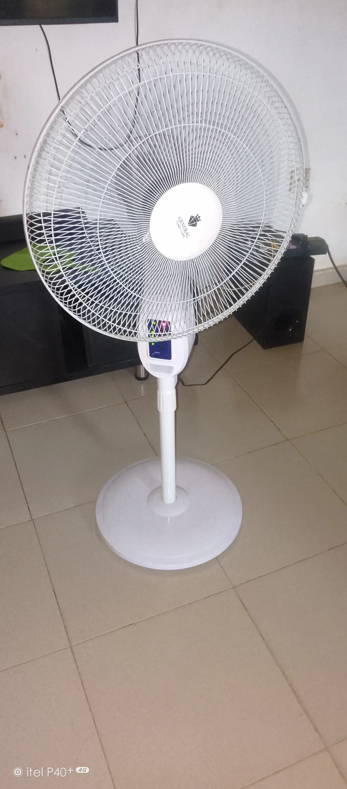 Rechargeable fan - Image 1