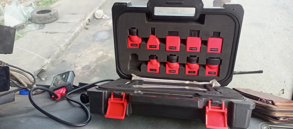 Actros and MAN Mechanic (Computer Diagnostics) - Trailer Park Available - Image 8