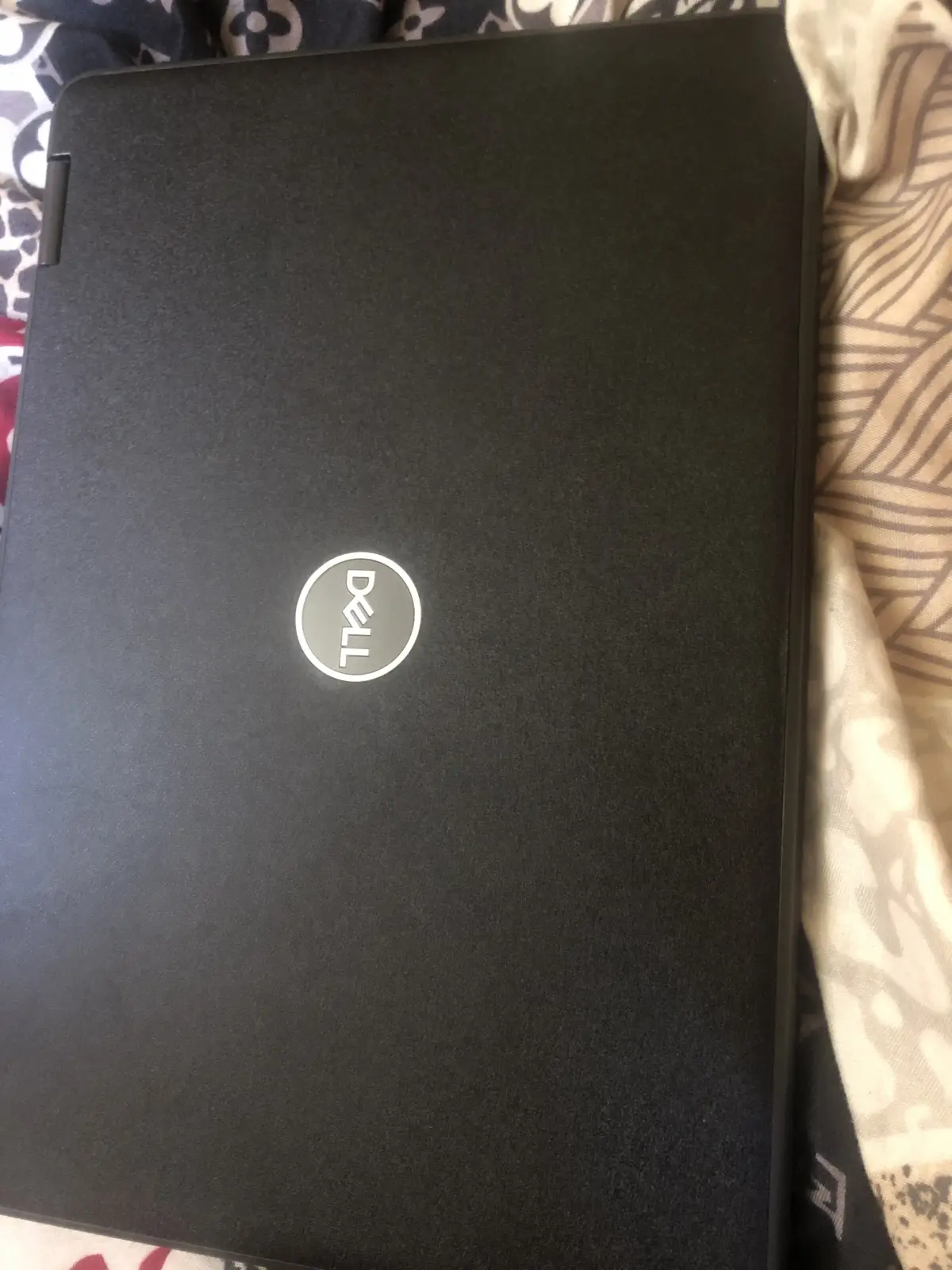 Dell laptop 3190 2 in 1 touchscreen - Image 1
