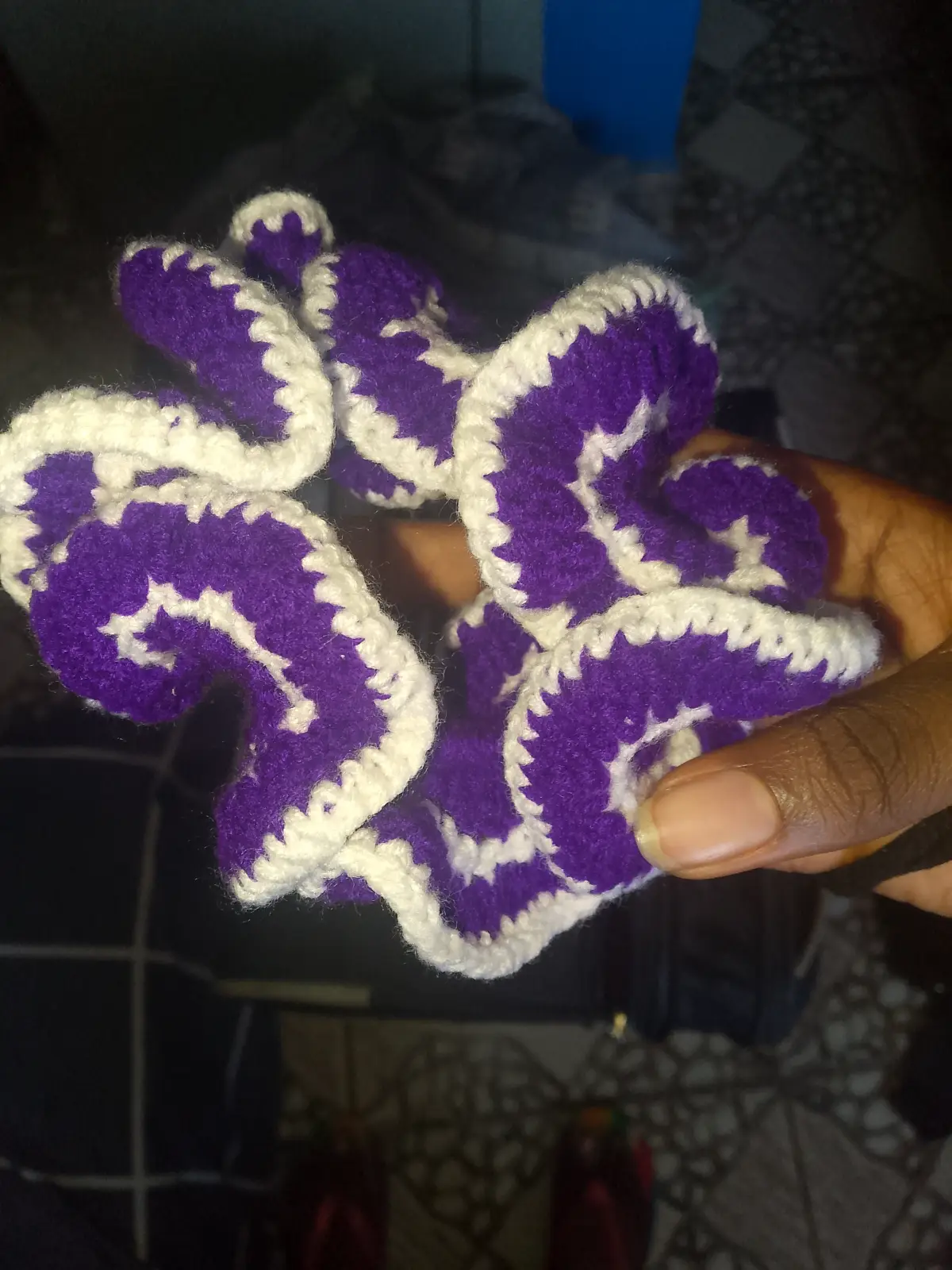 Crochet scrunchie - Image 1