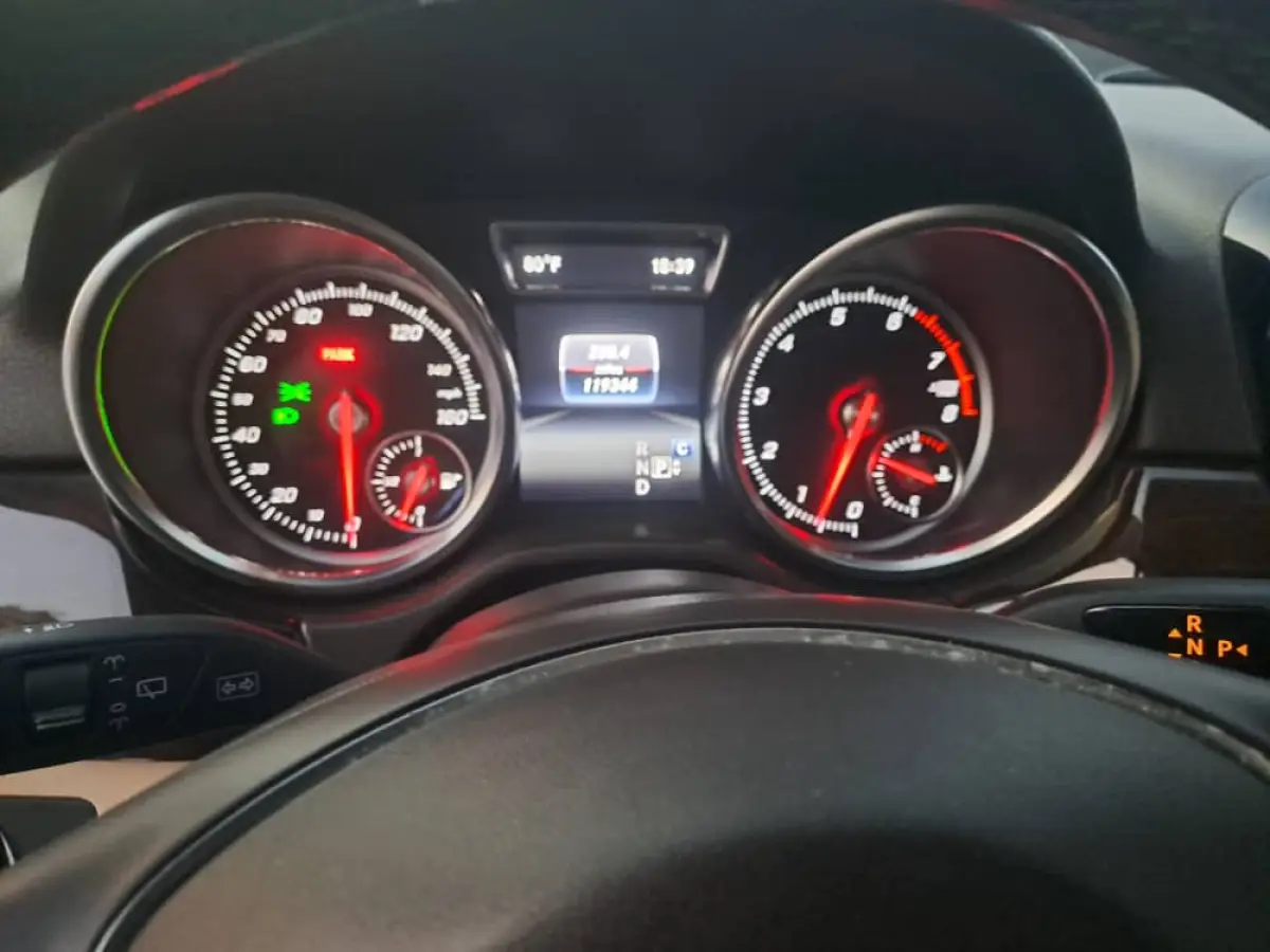 2017 GLE 350 4Matic - Image 7