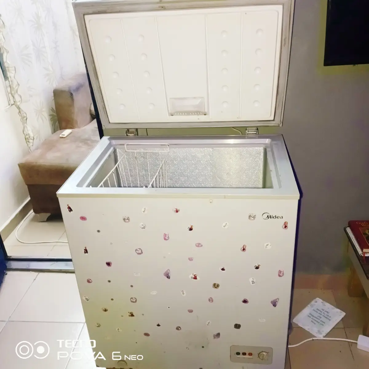 Midea deep freezer - Image 3
