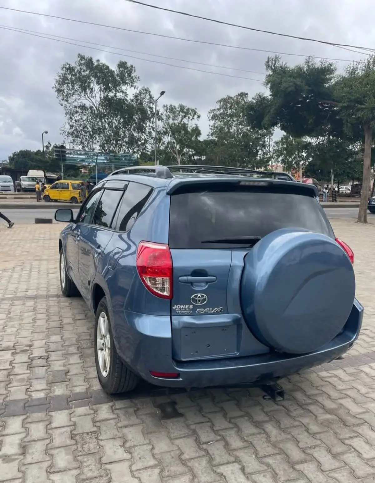 Toyota rav4 for sale - Image 1