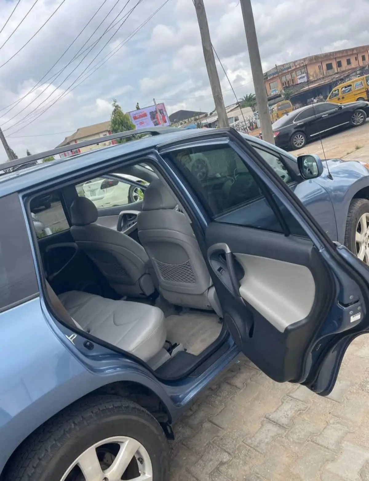 Toyota rav4 for sale - Image 3