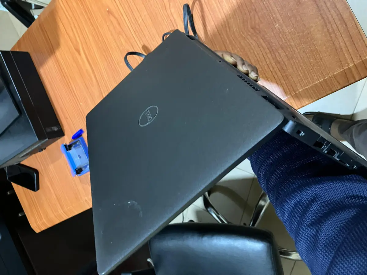 Dell latitude 5300, Intel core i5, 8th Gen. - Image 2