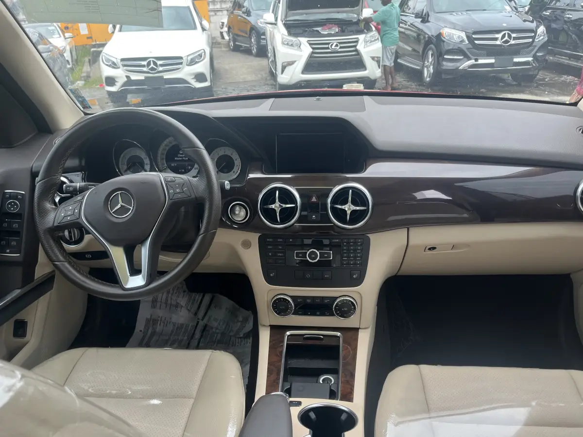 Foreign Used 2014 Mercedes Benz glk350 - Image 6