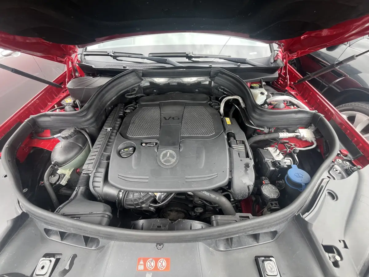 Foreign Used 2014 Mercedes Benz glk350 - Image 10