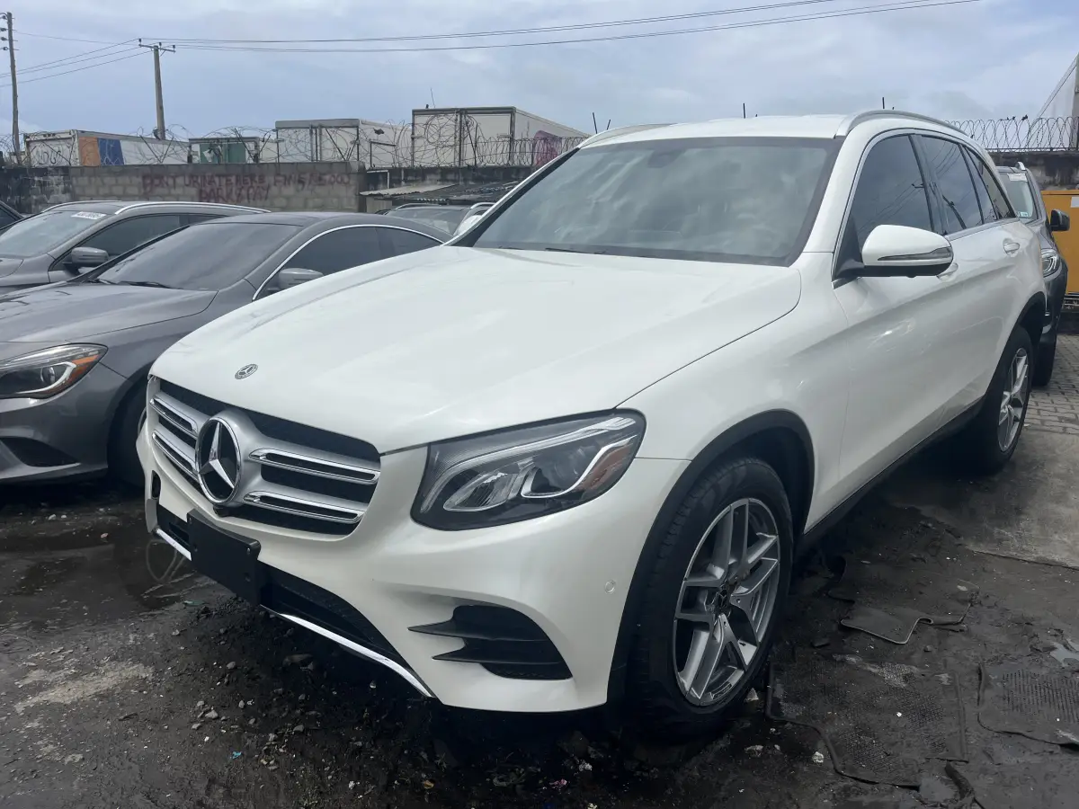 Foreign Used 2017 Mercedes Benz glc300 360 camera - Image 3