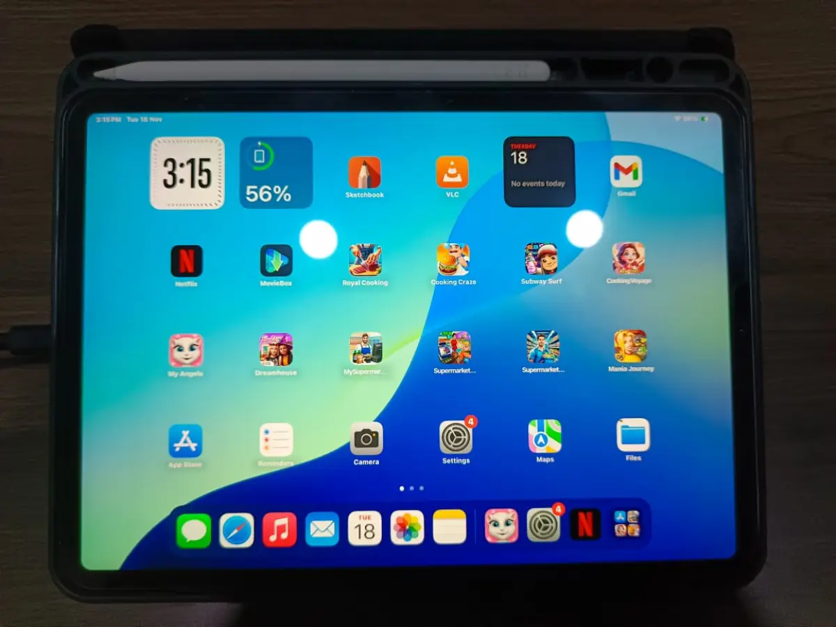 Apple iPad Pro 11 inches, 3rd Generation - Image 1