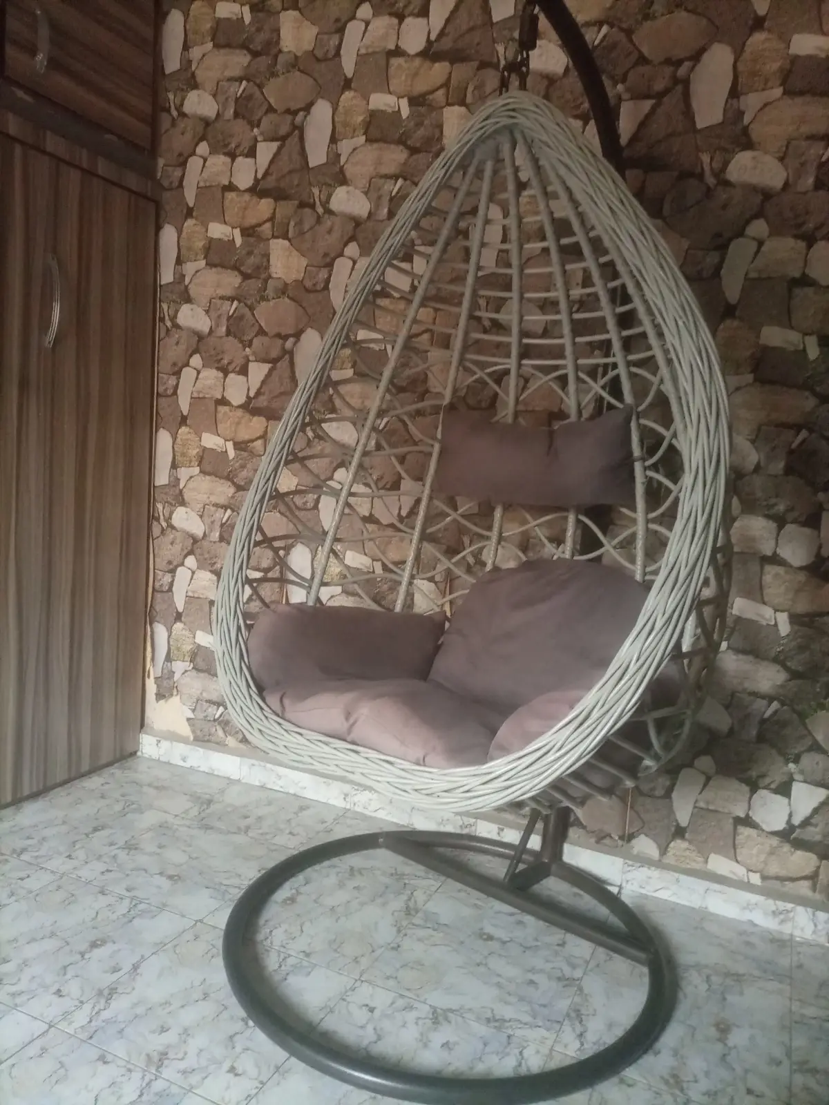 Hanging swing chair - Image 1
