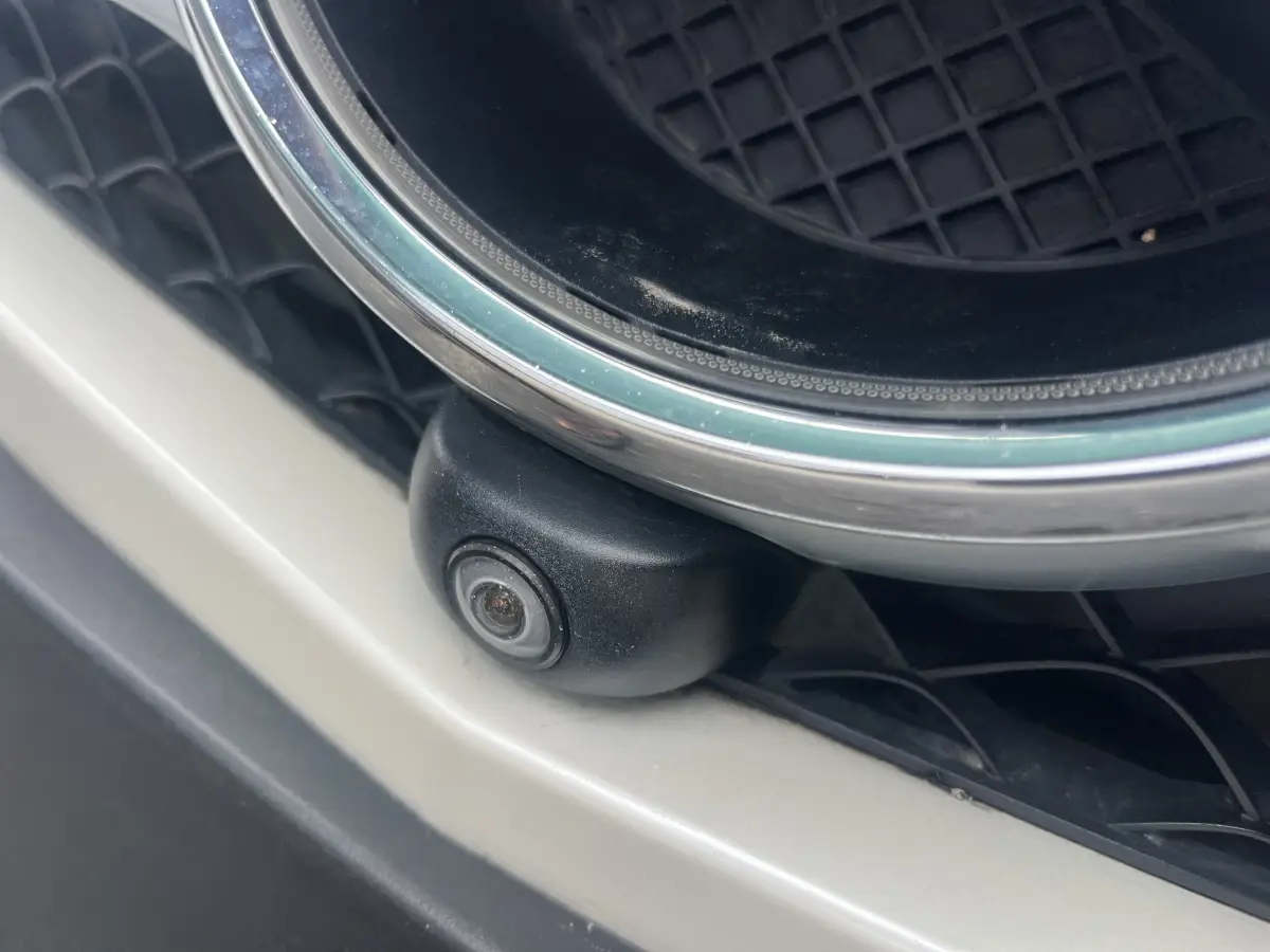 Foreign Used 2017 Mercedes Benz glc300 360 camera - Image 10