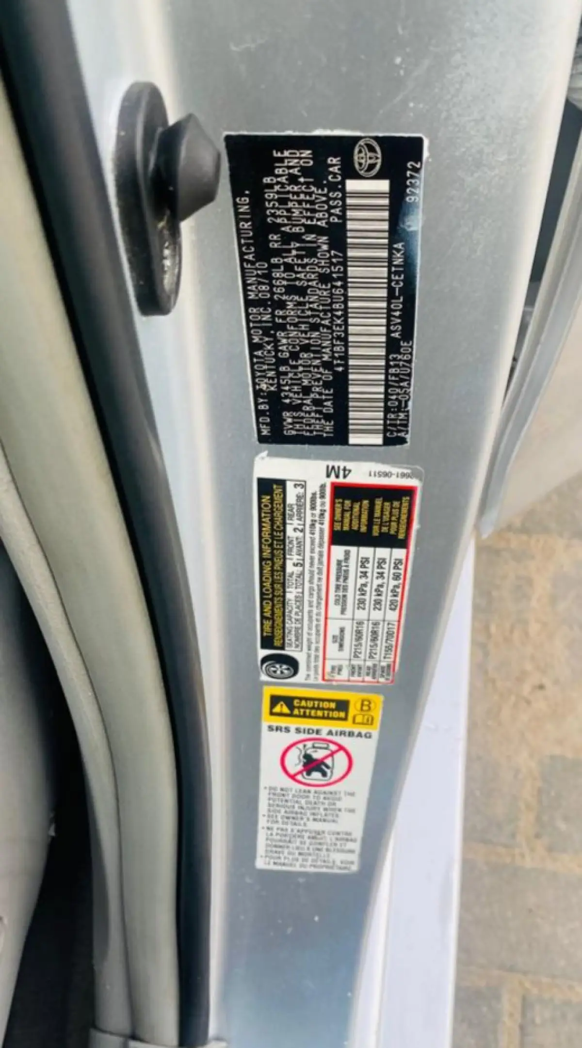 Toyota Camry XLE 2011 - Image 8