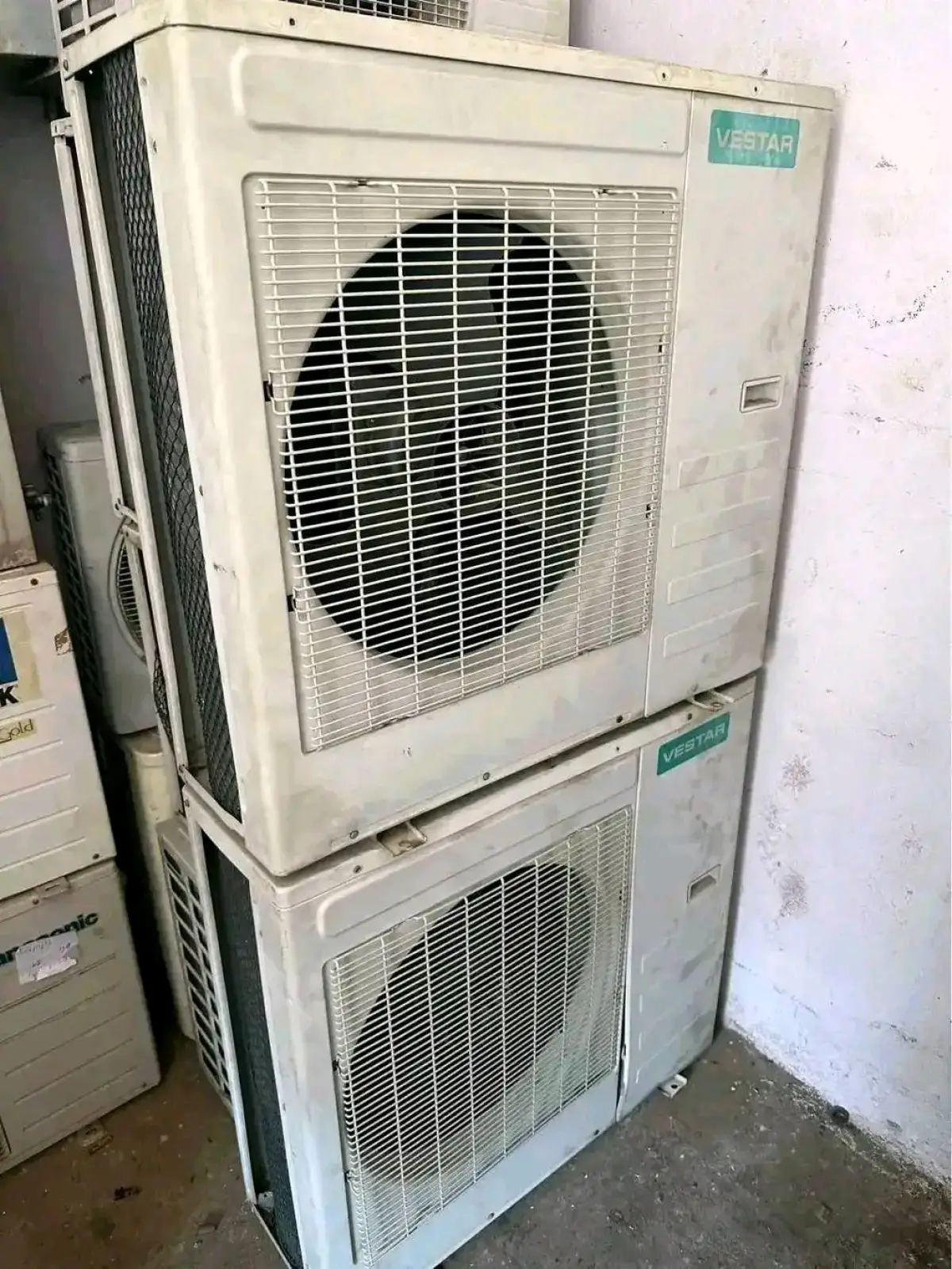 Are you in Lagos or Ogun state? I buy working or not working Air Conditione - Image 2