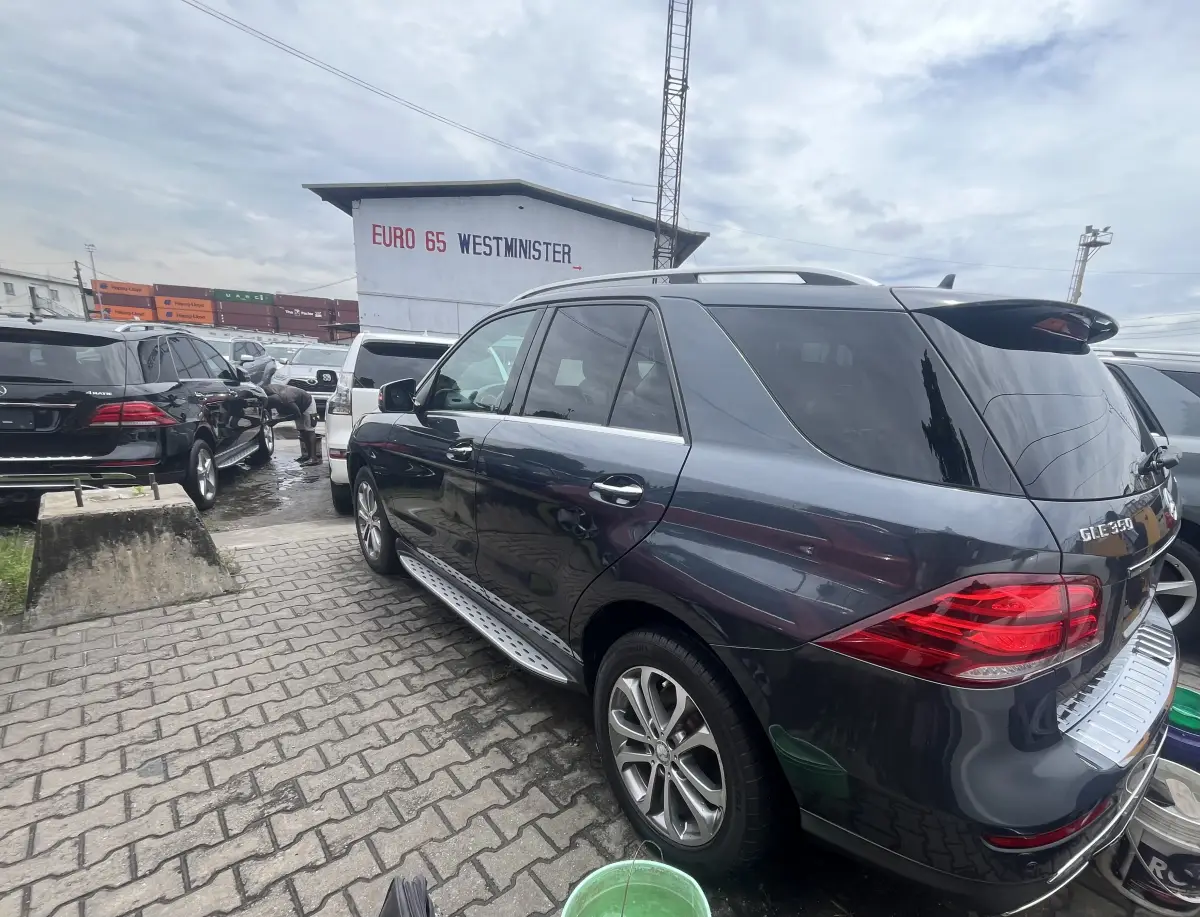 Foreign Used 2017 Mercedes Benz Gle350 - Image 9