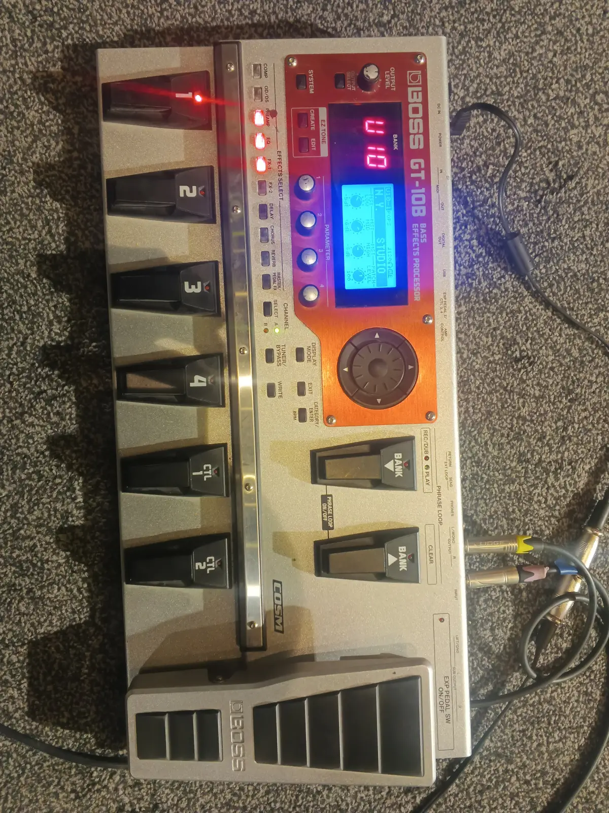 Boss Bass Guitar Multi Effect Processor - Image 1