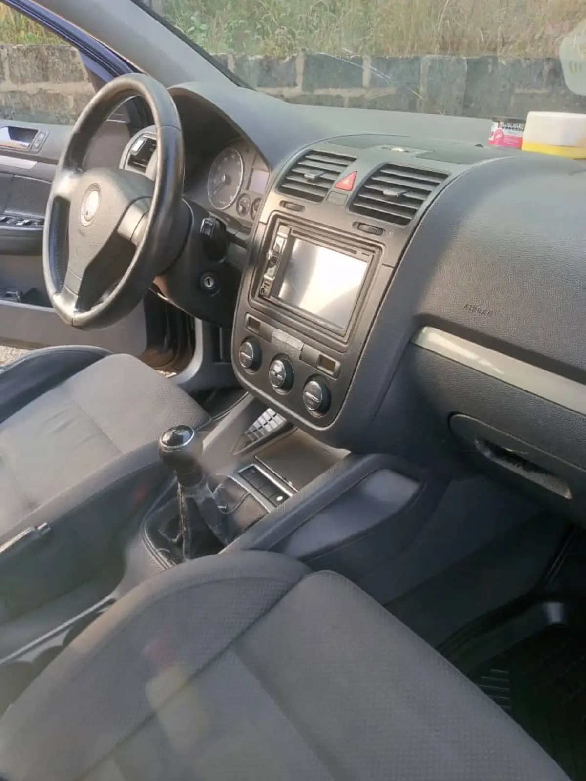 Volkswagen Golf 5 FSI 1.6 FOR SALE - Image 10