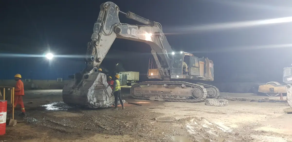 Excavator and Bulldozer Engineering Services (Computer Scanning Available) - Image 7