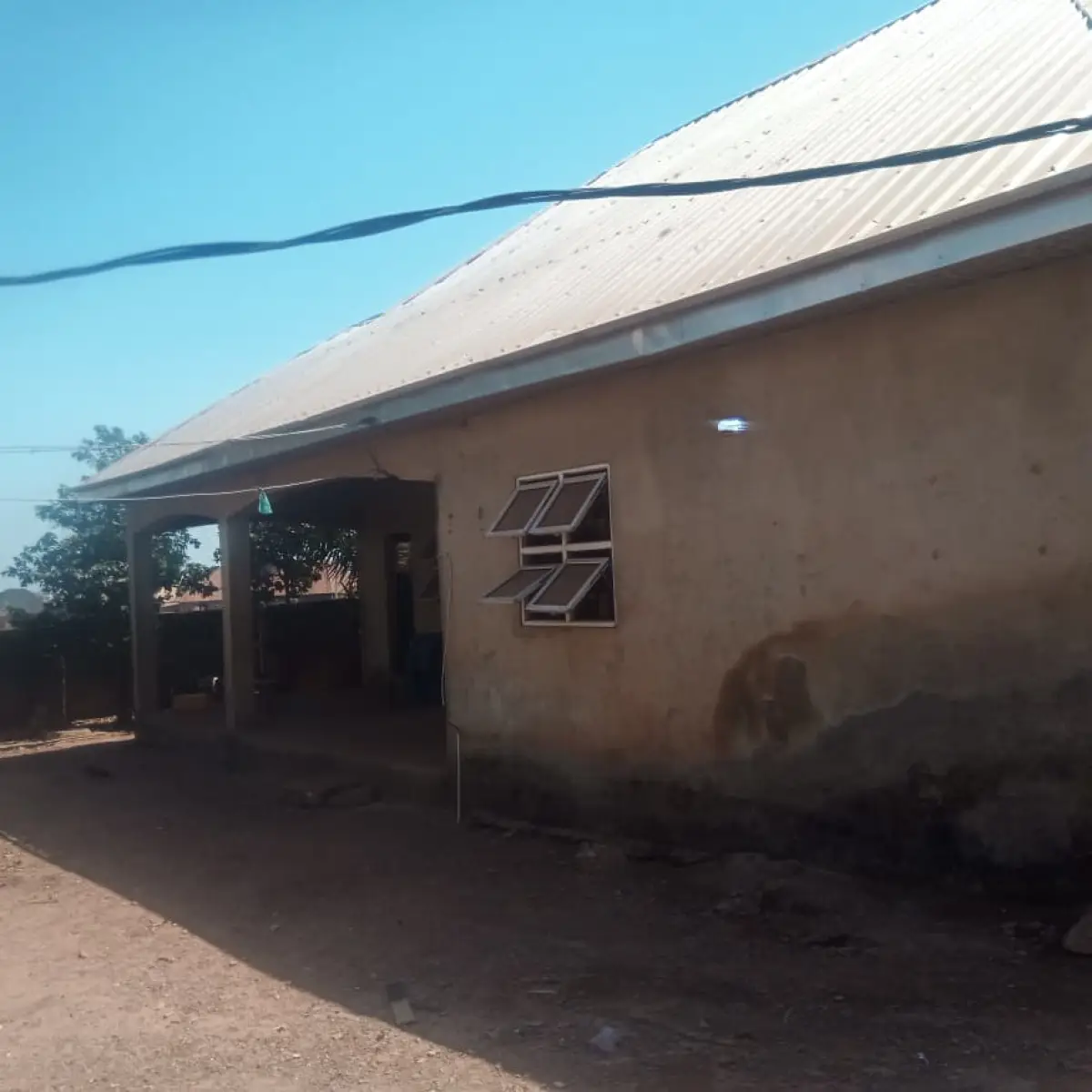 3-Bedroom Bungalow for sale - Image 1