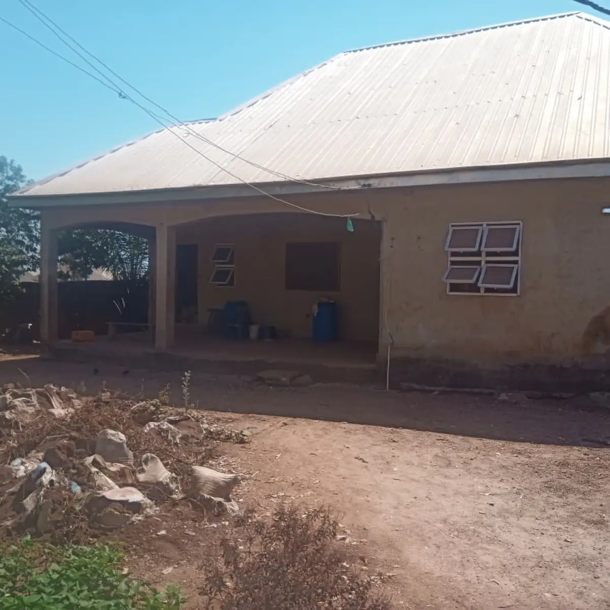 3-Bedroom Bungalow for sale - Image 5