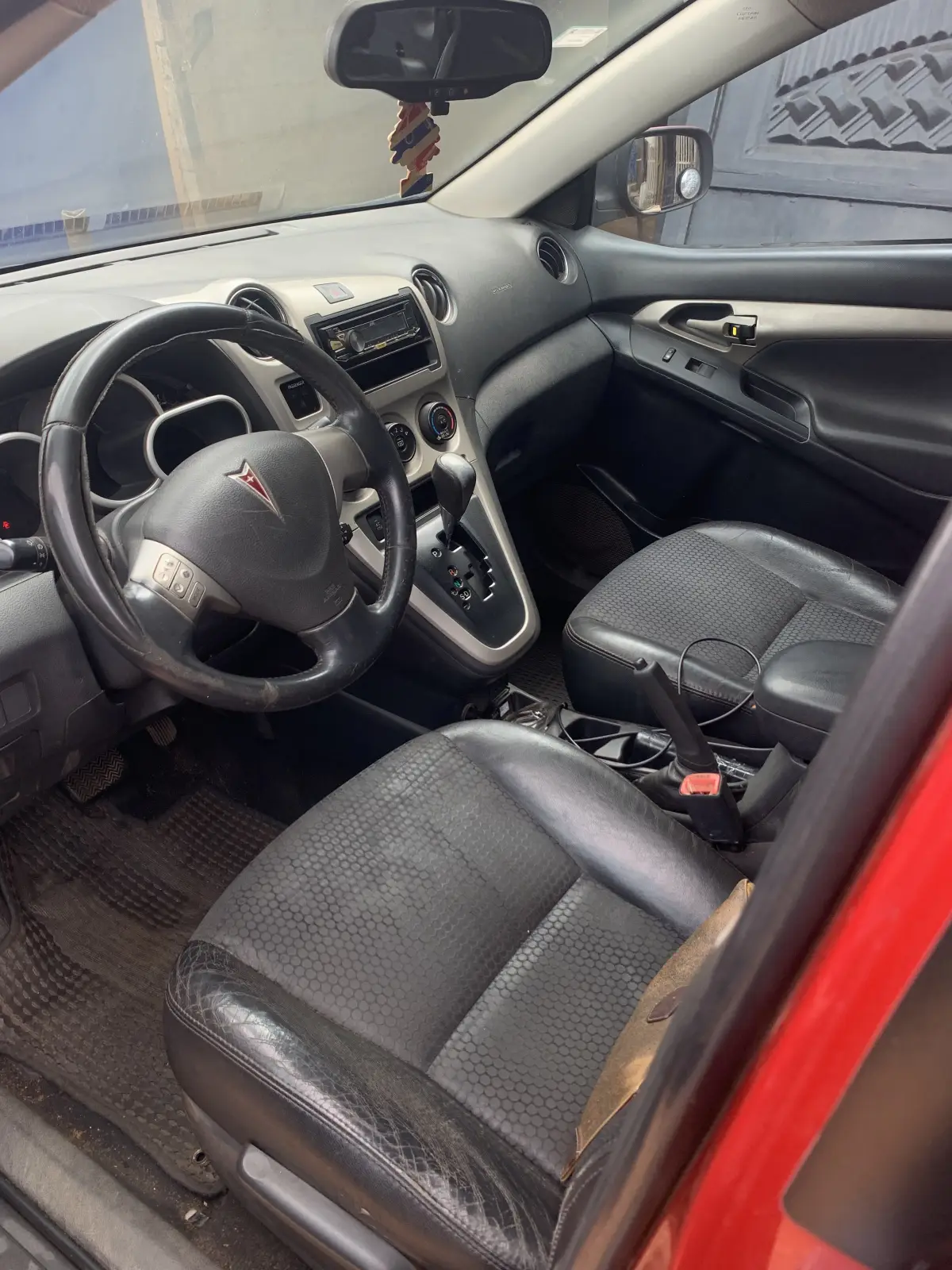 Pontiac vibe 09 - Image 4