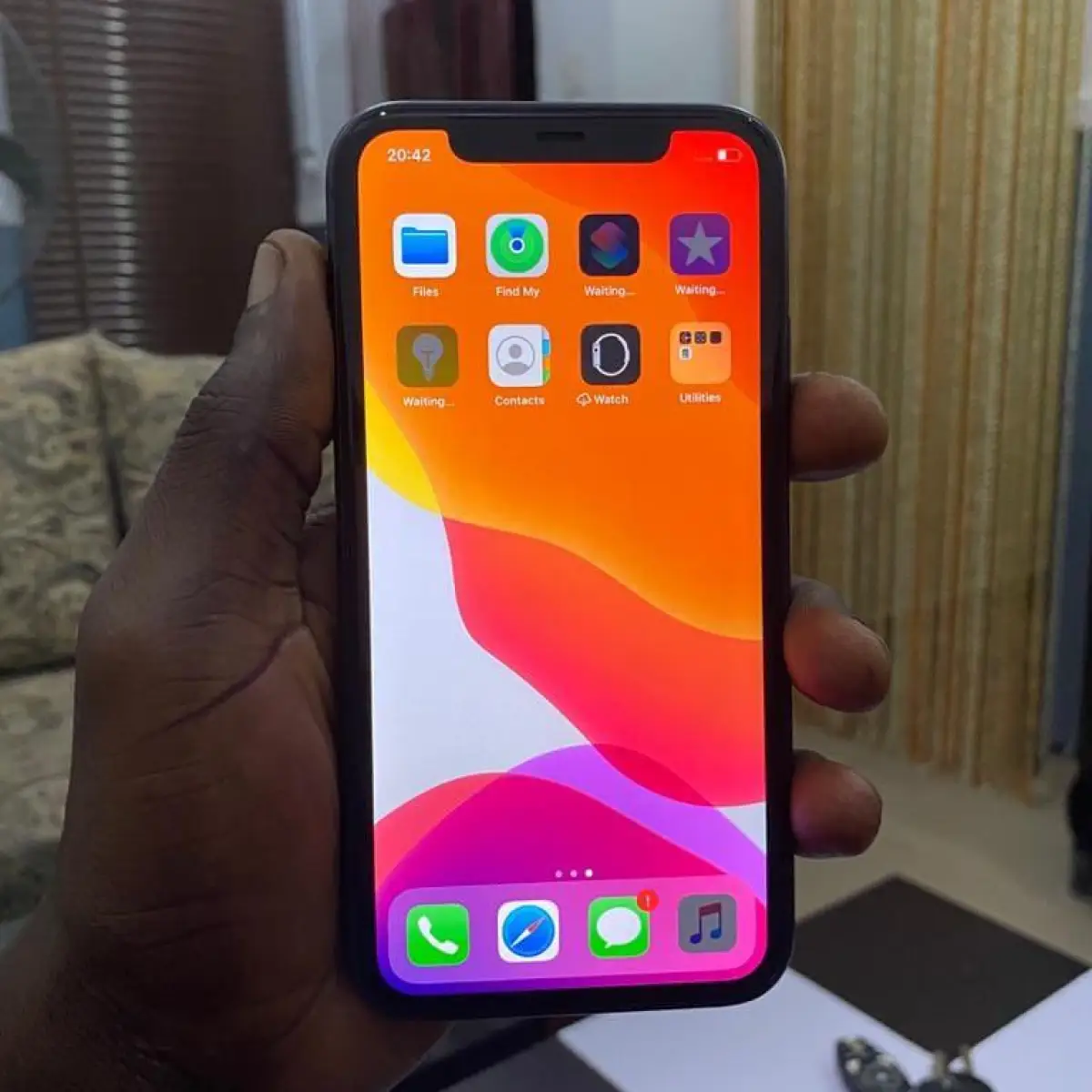 iPhone 11 promax 128gb - Image 1