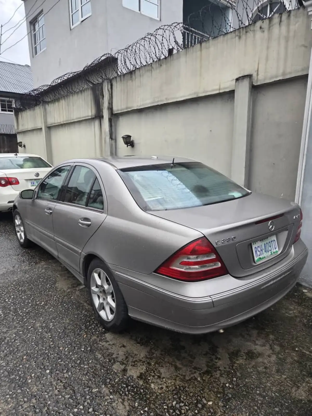 Mercedes Benz - c280 - Image 1