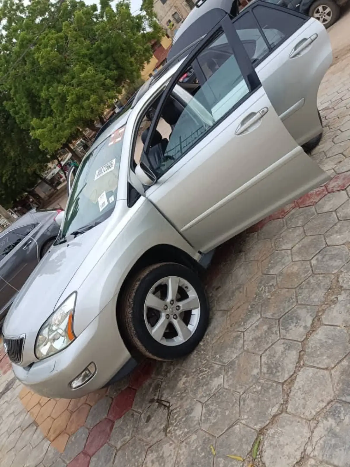 Lexus Rx33 for sale - Image 8