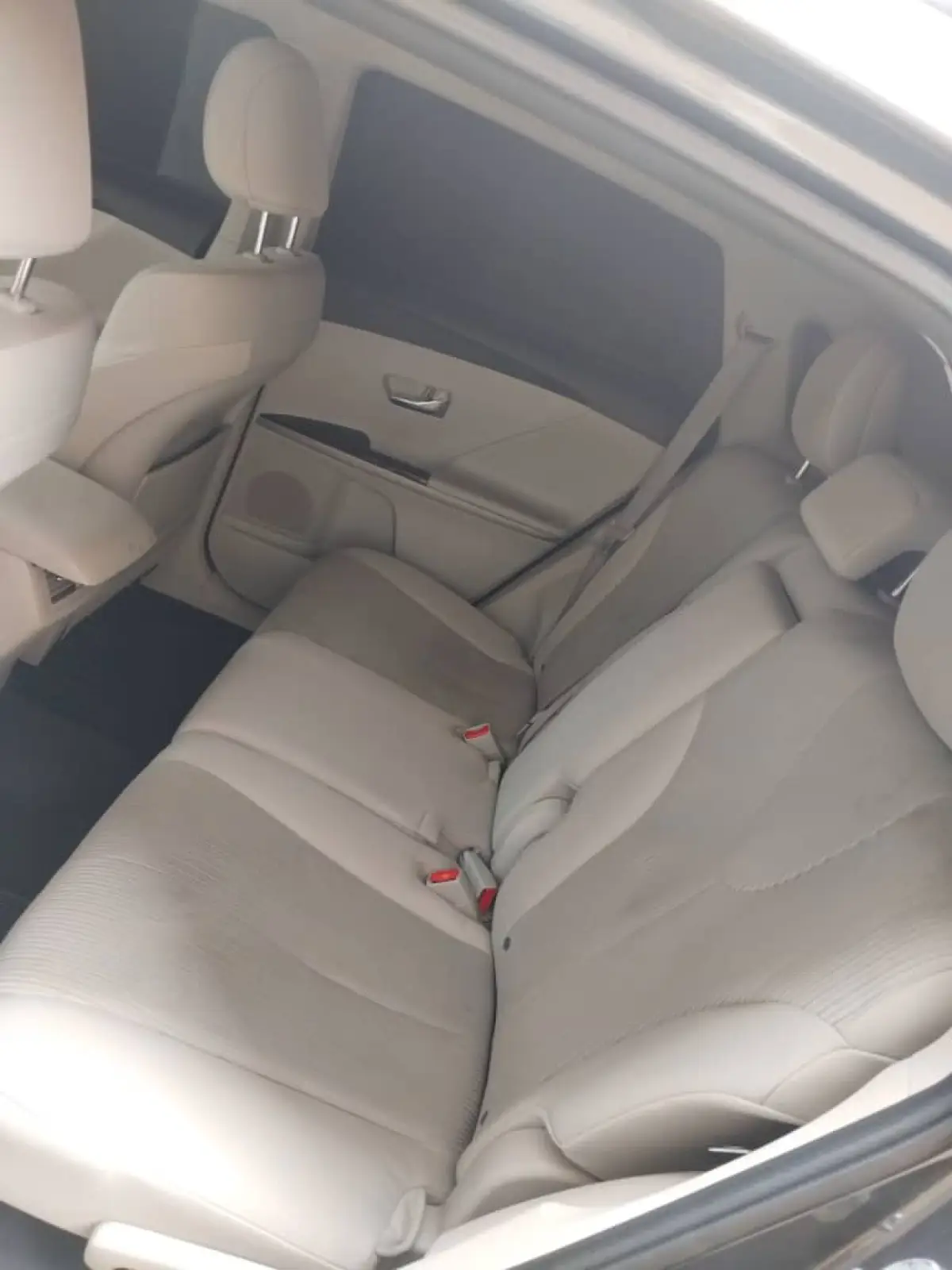 toyota venza 2011 black Unregistered CANADA USED - Image 8