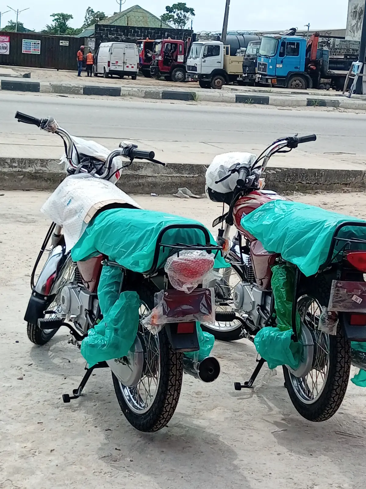 Bajaj motorcycle boxer - Image 1