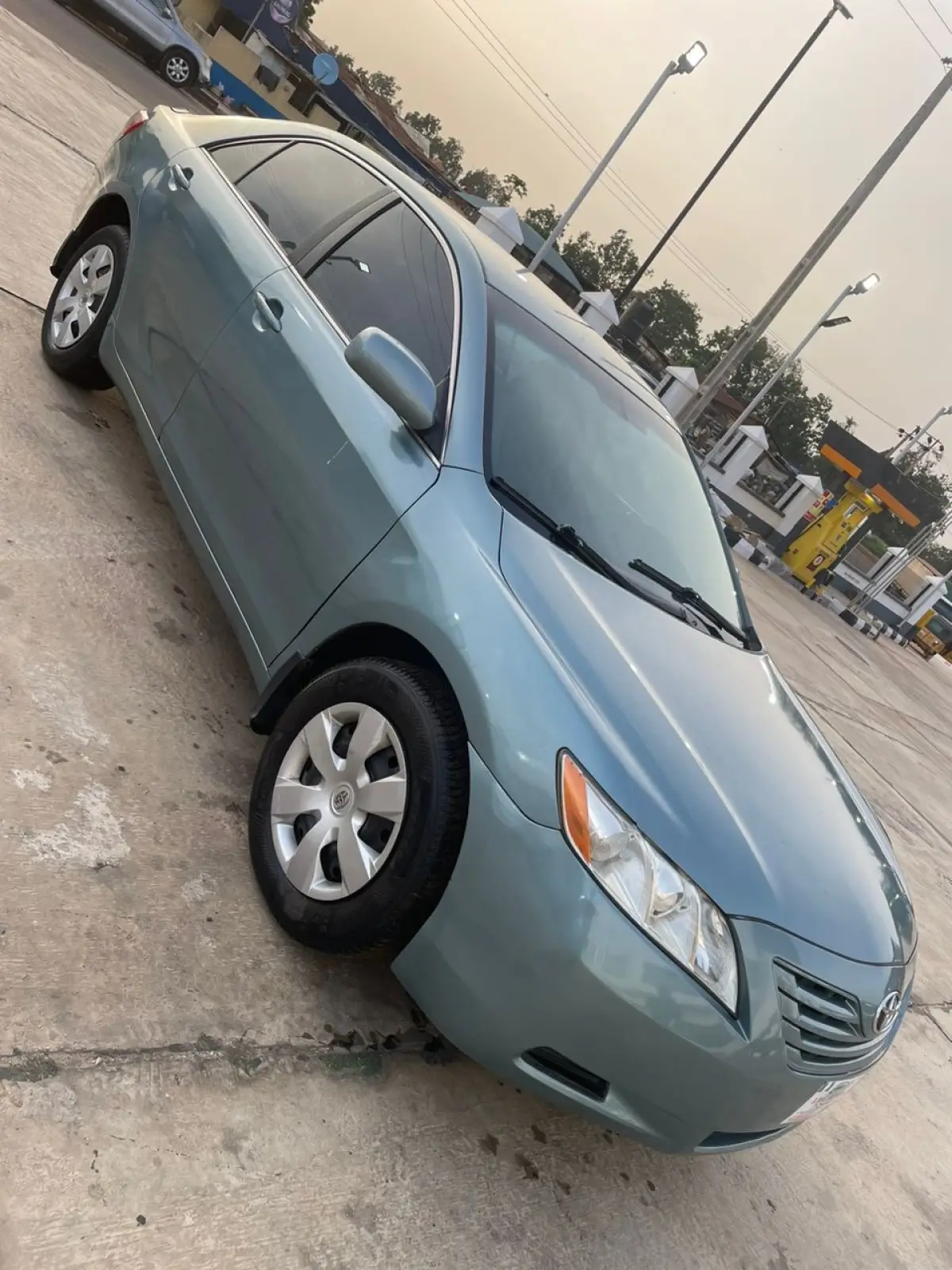 Toyota camry 2008 - Image 2